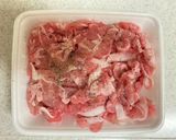 ＊超速＊豚こまとレタスの塩ダレ炒め＊作り方1写真