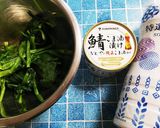 鯖ごま油漬け缶とほうれん草の和え物作り方1写真