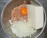 和風 豆腐ハンバーグ 榎木と韮のポン酢レモンだれ作り方3写真
