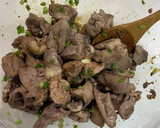あっさり＊茹でレバーの旨塩薬味和え作り方4写真