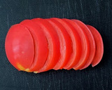 トマトと粉チーズのガリマヨトースト作り方1写真