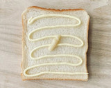 トマトと粉チーズのガリマヨトースト作り方2写真
