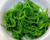 おかひじき えのき かきたま味噌汁^^作り方2写真