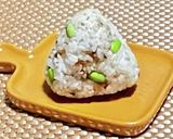 枝豆わさびマヨのおかかおにぎり作り方2写真