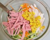 ごま香る魚肉ソーセージ入りカラフルサラダ作り方5写真