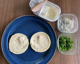 釜揚げしらすとクリームチーズマフィン焼き作り方1写真