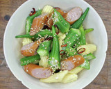季節の野菜とソーセージの鶏油和え作り方5写真