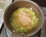 mキャベツとツナのピリ辛味噌スープ作り方3写真