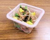 蓮根ごぼうに炒り玉子&貝割れ大根&ごま作り方3写真