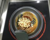 ナッツが絡んだカリッとチキン作り方4写真