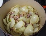 牛乳消費！鶏肉とたまねぎの牛乳スープ作り方5写真