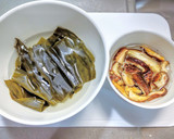 豚バラ肉と昆布と油揚げの細切り醤油炒め作り方2写真
