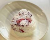 シンプル！ゆかりと梅干しのおにぎり作り方7写真