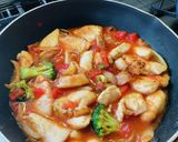 鶏胸肉とレタスのトマト煮作り方6写真