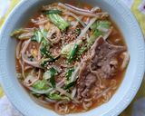 インスタントラーメンに肉野菜炒め♪作り方2写真