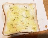 塗って散らして焼く！フォカッチャトースト作り方3写真