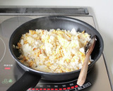 旨味のある、簡単【高菜のベトナム風炒飯】作り方3写真