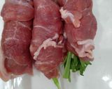幼児食にも♪水菜の豚こま肉巻き作り方2写真