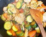 豚肉と舞茸と人参とズッキーニのトマト醤油作り方6写真