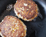 簡単♪人参ととうもろこしのハンバーグ作り方5写真