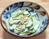 ズッキーニとキャベツの塩昆布和え作り方4写真