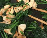 鶏むね肉とほうれん草の梅マヨ炒め作り方4写真