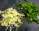 簡単！つけ麺　薬味にズッキーニとネギ作り方3写真