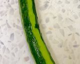 きゅうりとベーコンのコンソメ炒め^^作り方1写真