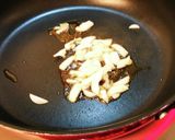 豚ばらキャベツ辛味噌炒め。作り方1写真