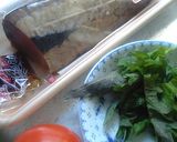 トマトをはさんだ鰹のタタキの一口おつまみ作り方1写真