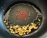鶏肉としめじのまろやかトマト煮込み　作り方4写真