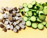 常備菜に!キュウリと蒲鉾のゴマ油炒め作り方1写真