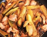 茄子と鶏モモ肉の梅干しサッパリ煮作り方4写真