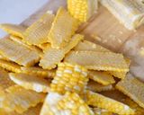 トウモロコシの食べやすいカットの仕方作り方3写真