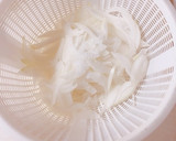 玉ねぎとトマトの中華風酢の物作り方2写真