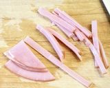 具材の種類が少ない冷やし中華盛り付け作り方2写真
