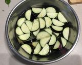 夏にオススメ☆ナスとズッキーニのお味噌汁作り方1写真