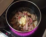 牛コマを醤油と生姜とにんにくで煮たやつ作り方3写真