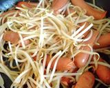 簡単!ウインナーともやしのソース炒め作り方4写真