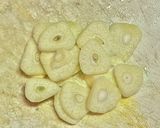 シンプル・鶏もも肉のガーリック焼き作り方1写真