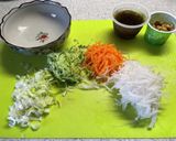 野菜たっぷりもずく酢「切って和えるだけ」作り方2写真