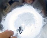 ドライトマトのオイル漬けと米粉のピザ作り方3写真