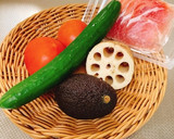 アボカドと蓮根ときゅうりとトマトのサラダ作り方1写真