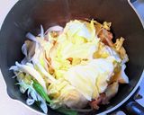 鶏もも肉とキャベツの豆乳塩ラーメン作り方4写真