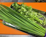 激ウマ！ニラとパクチーの豚ひき肉そぼろ♬作り方1写真