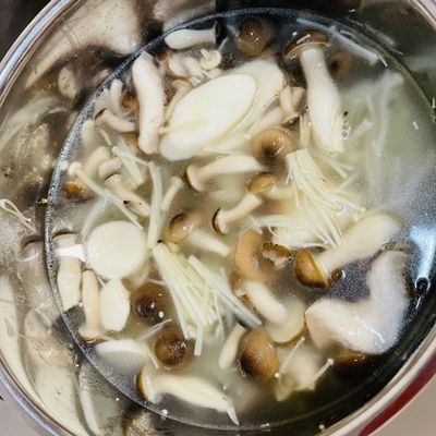 きのこ3種！簡単きのこスープ by スーパーの常連 【クックパッド