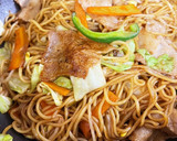 和風だしが美味しい☆焼きうどん弁当作り方1写真