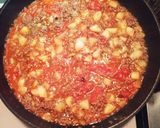 挽き肉とじゃがいものトマトソースパスタ作り方4写真