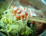 豆もやしとカニカマのみそだれ中華サラダ作り方2写真