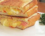 ハム×卵マヨ×チーズコーンのホットサンド作り方6写真